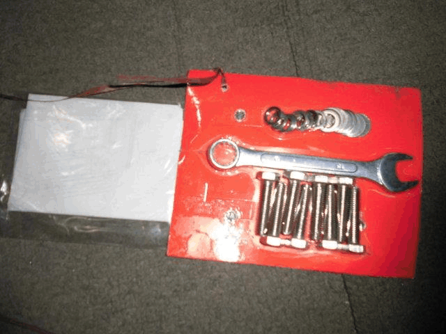 出廠驗(yàn)貨(圖18) 出廠驗(yàn)貨(圖18)